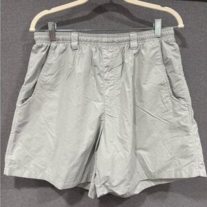 Columbia Light Gray Casual Shorts Size Medium